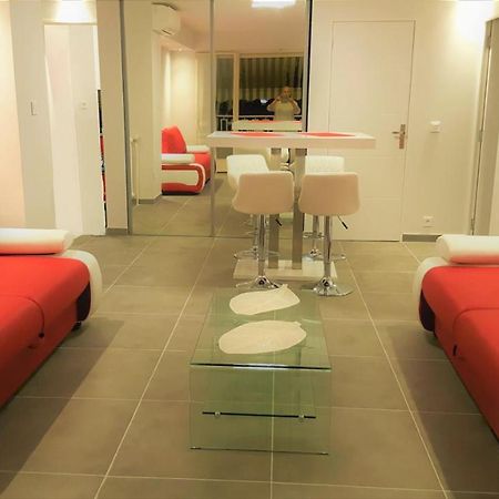 Superbe 3P 2Chambres, 2Terrasses Cannes Centre-Ville, 4 Min A Pied De La Croisette Sas-Meredith Loc Екстер'єр фото