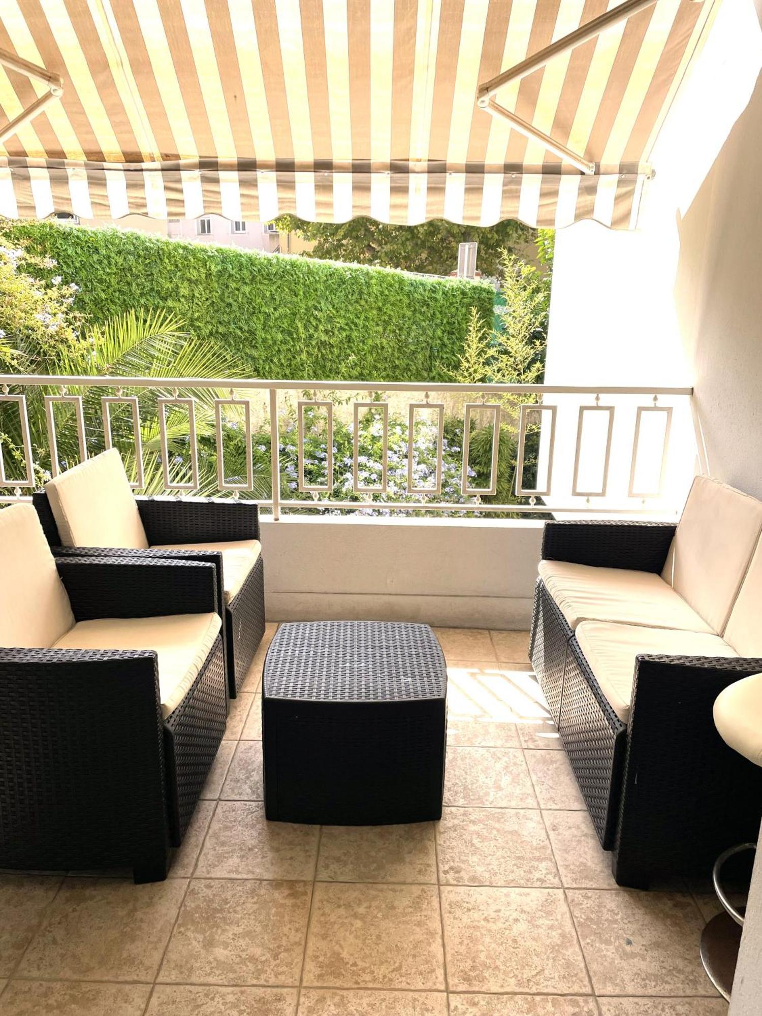 Superbe 3P 2Chambres, 2Terrasses Cannes Centre-Ville, 4 Min A Pied De La Croisette Sas-Meredith Loc Екстер'єр фото